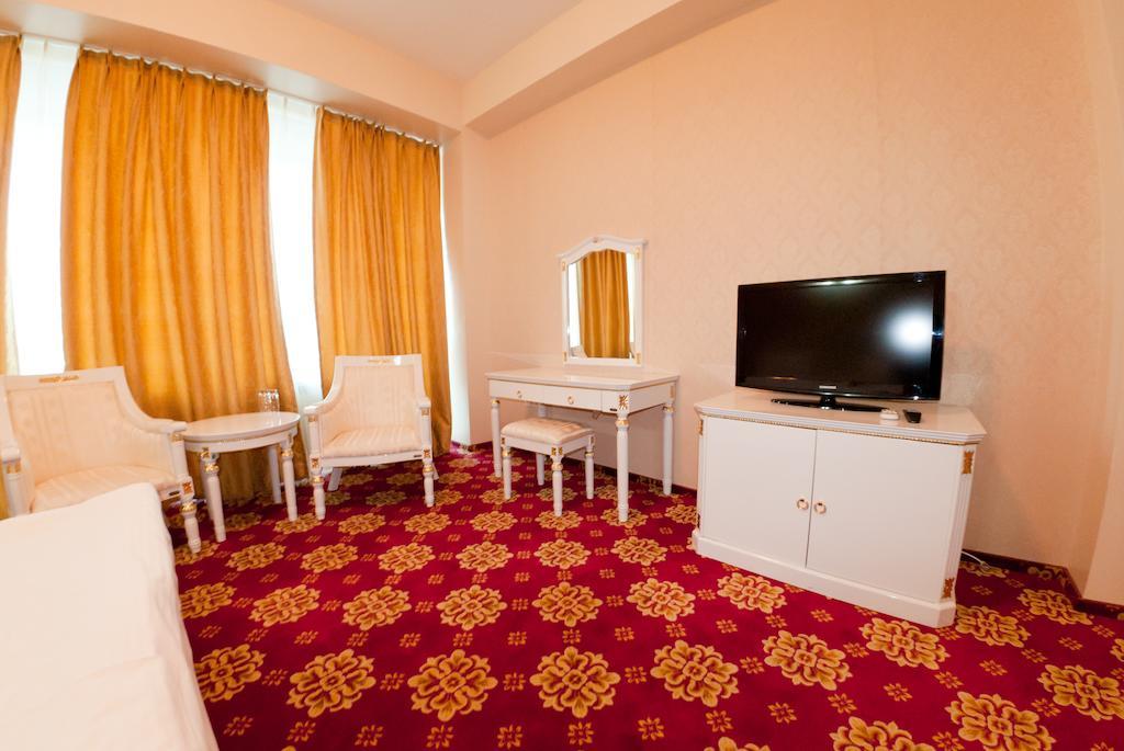 Complex Aristrocratos Hotel Mamaia Ngoại thất bức ảnh
