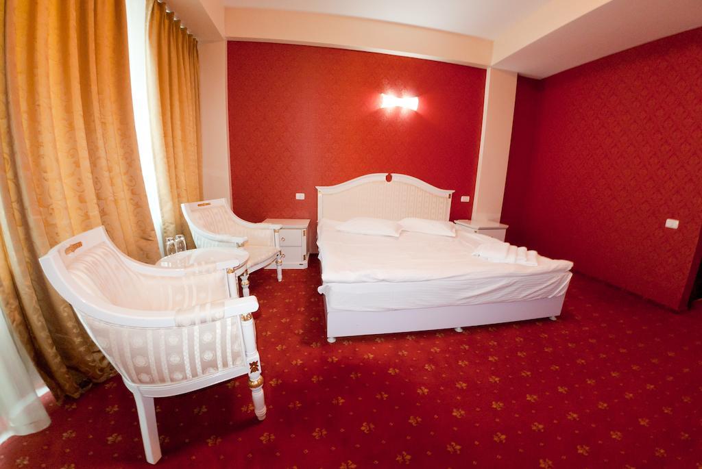 Complex Aristrocratos Hotel Mamaia Phòng bức ảnh